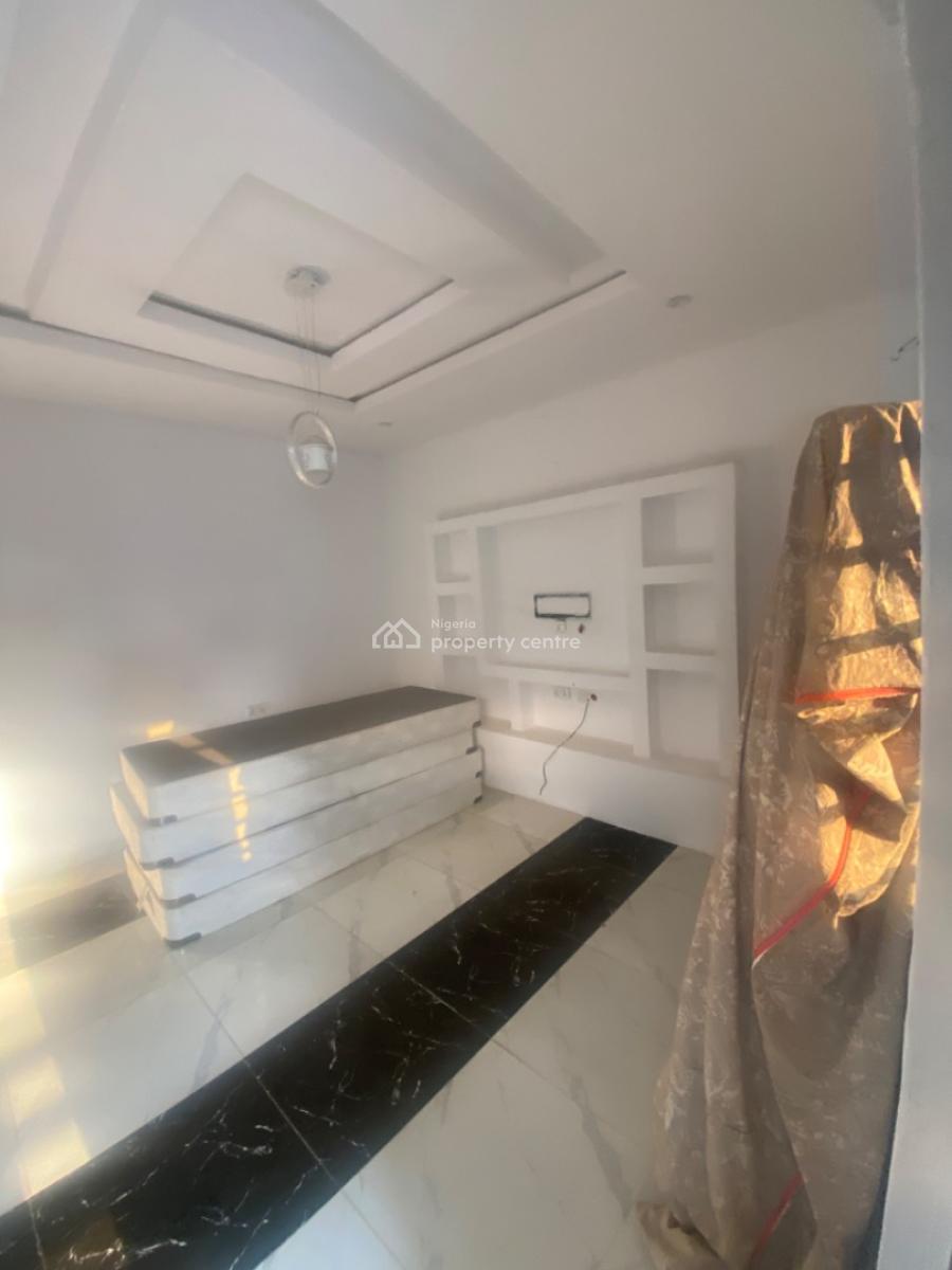 Luxuriously Mini Flat / Apartment with Excellent Finishing, No. 1b, Segun Street, Abijo, Lekki, Lagos, Mini Flat (room and Parlour) for Rent