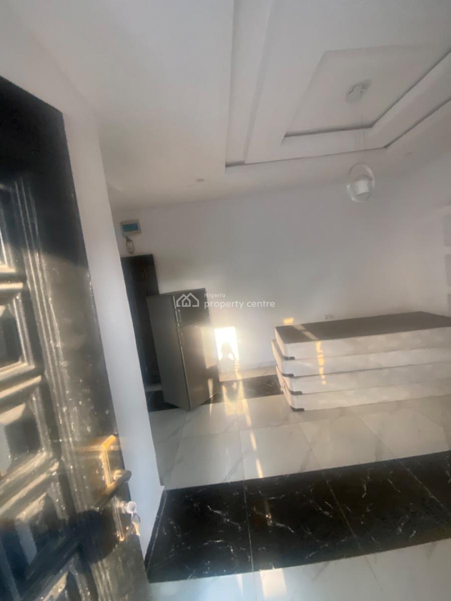 Luxuriously Mini Flat / Apartment with Excellent Finishing, No. 1b, Segun Street, Abijo, Lekki, Lagos, Mini Flat (room and Parlour) for Rent
