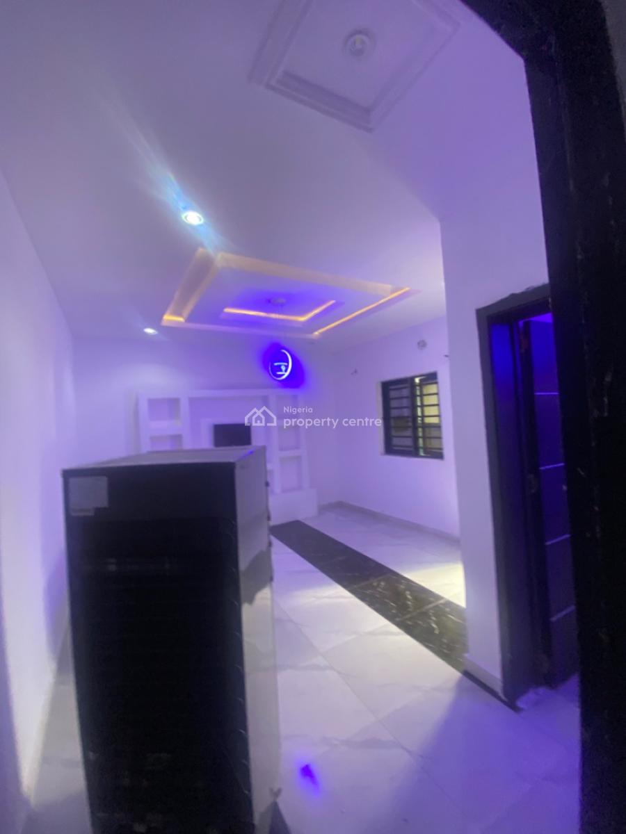 Luxuriously Mini Flat / Apartment with Excellent Finishing, No. 1b, Segun Street, Abijo, Lekki, Lagos, Mini Flat (room and Parlour) for Rent