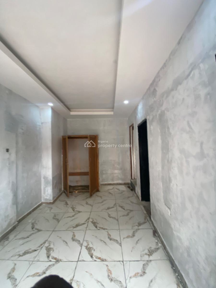 Luxuriously Spacious Self Contain Flat, 13 a Femi Street Sangotedo , Femi Court., Sangotedo, Ajah, Lagos, Self Contain (single Rooms) for Rent