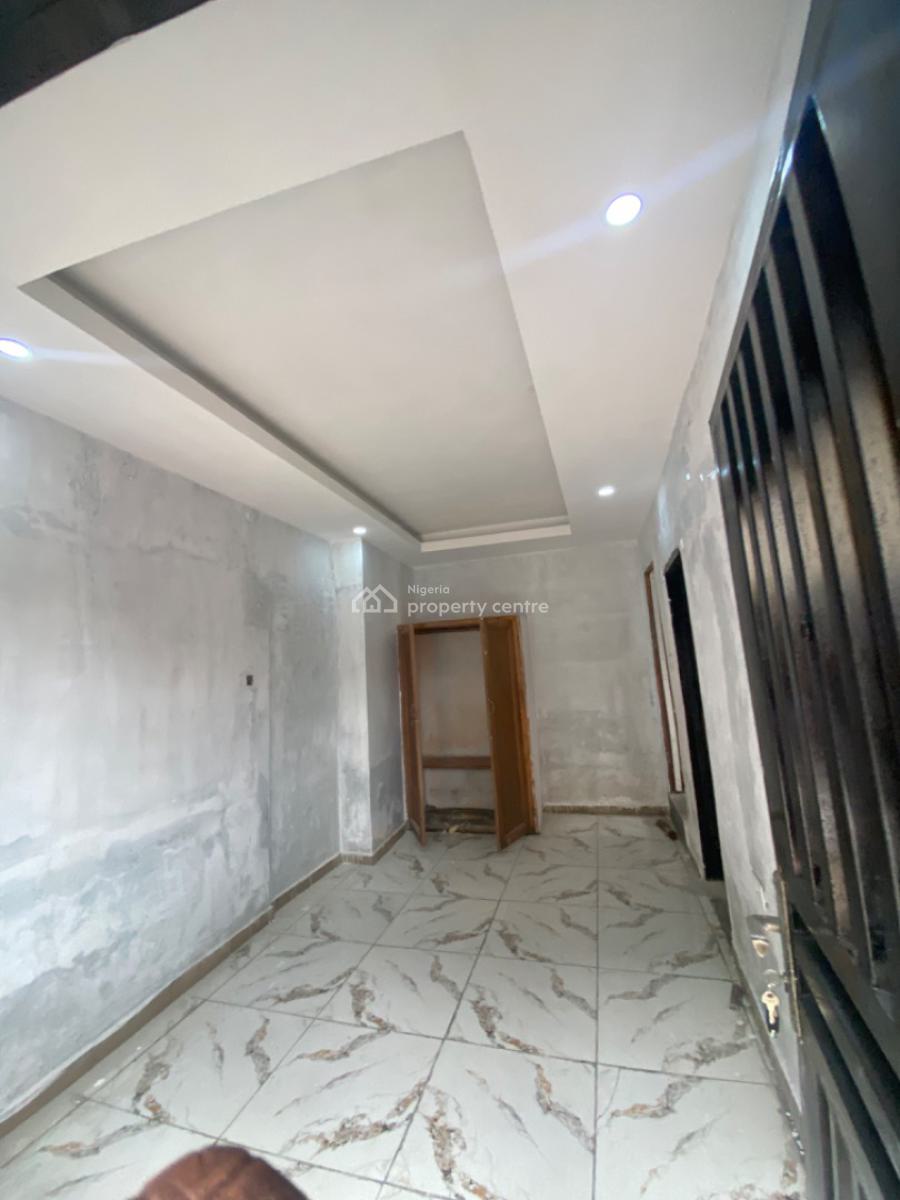 Luxuriously Spacious Self Contain Flat, 13 a Femi Street Sangotedo , Femi Court., Sangotedo, Ajah, Lagos, Self Contain (single Rooms) for Rent