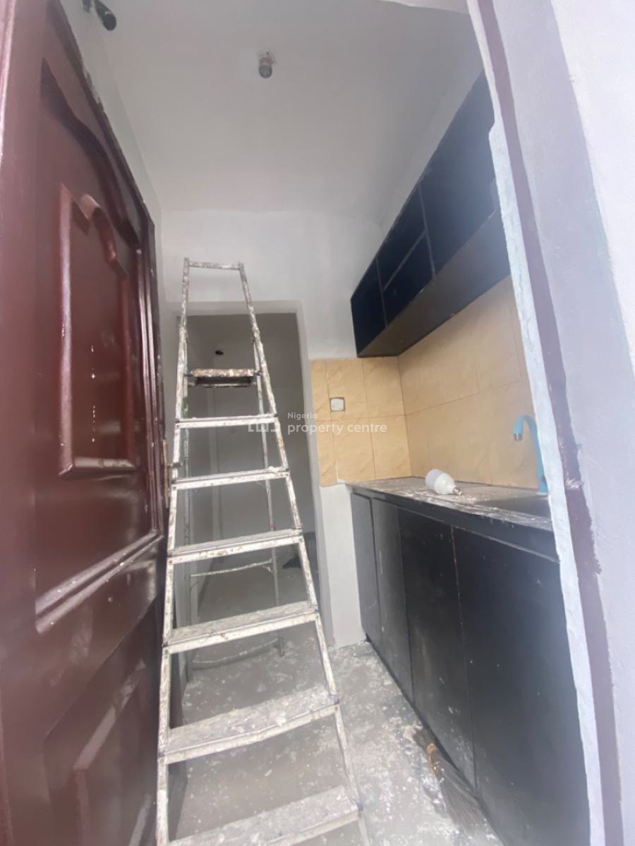 Luxuriously Spacious Self Contain Flat, 13 a Femi Street , Femi Court., Sangotedo, Ajah, Lagos, Self Contain (single Rooms) for Rent