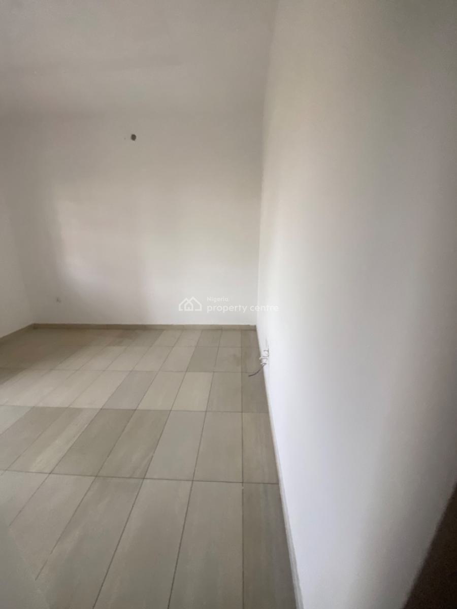 Luxuriously Spacious Nice  Mini Flat with Excellent Finishing, 13 a Femi Street , Femi Court, Sangotedo, Ajah, Lagos, Mini Flat (room and Parlour) for Rent