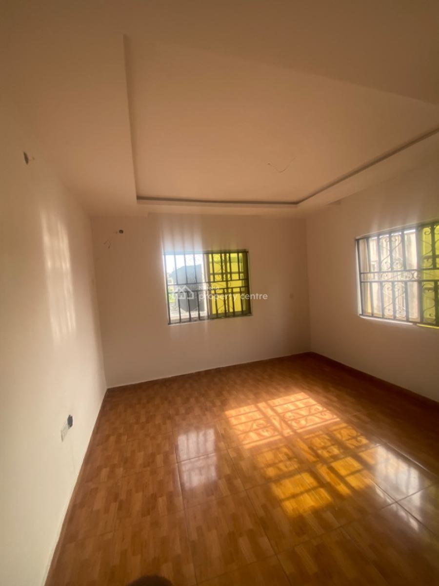 Luxuriously Spacious Nice  Mini Flat with Excellent Finishing, 13 a Femi Street , Femi Court, Sangotedo, Ajah, Lagos, Mini Flat (room and Parlour) for Rent