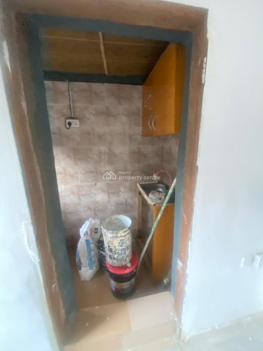 Luxuriously Spacious Nice  Self Contain with Excellent Finishing, 13 a Femi Street , Femi Court Sangotedo, Sangotedo, Ajah, Lagos, Self Contain (single Rooms) for Rent