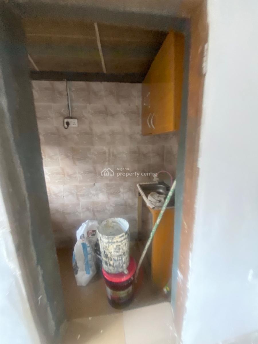 Luxuriously Spacious Nice  Self Contain with Excellent Finishing, 13 a Femi Street , Femi Court Sangotedo, Sangotedo, Ajah, Lagos, Self Contain (single Rooms) for Rent