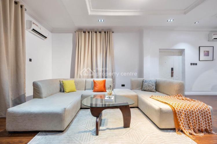 Luxury 3 Bedrooms, Off Admiralty, Lekki Phase 1, Lekki, Lagos, Flat / Apartment Short Let