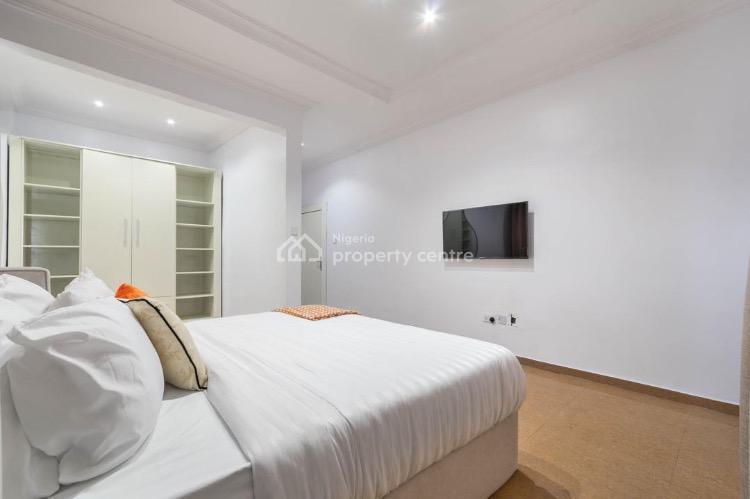 Luxury 3 Bedrooms, Off Admiralty, Lekki Phase 1, Lekki, Lagos, Flat / Apartment Short Let