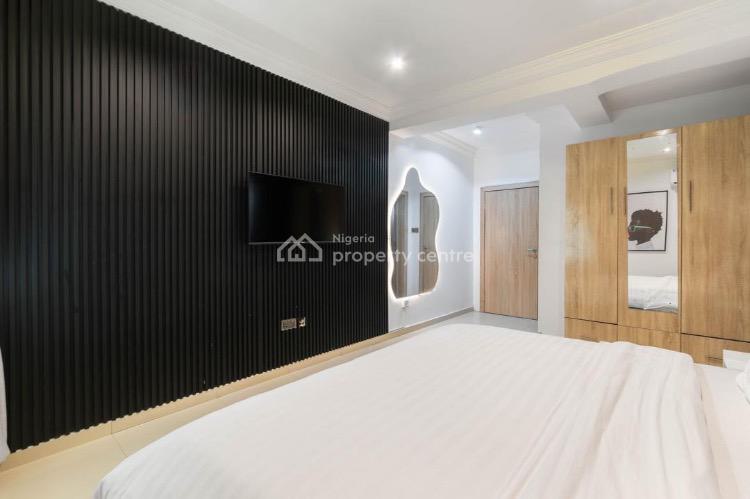 Luxury 2 Bedrooms Apartment, Off Admiralty, Lekki Phase 1, Lekki, Lagos, Flat / Apartment Short Let