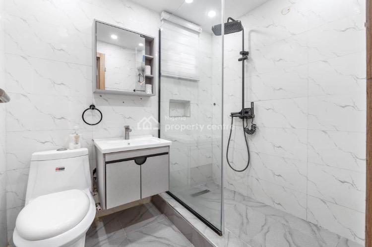 Luxury 2 Bedrooms Apartment, Off Admiralty, Lekki Phase 1, Lekki, Lagos, Flat / Apartment Short Let