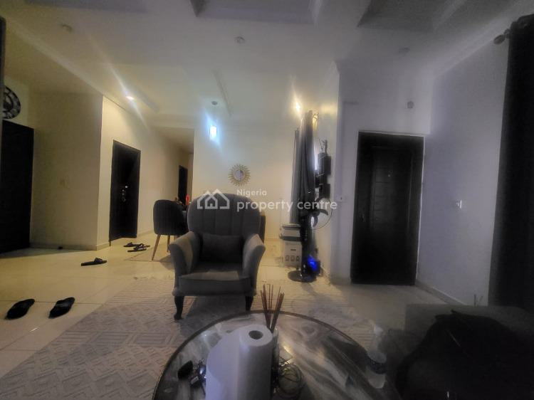 Cozy 2 Bedroom Flat (unfurnished), Jakande, Lekki, Lagos, Flat / Apartment for Rent