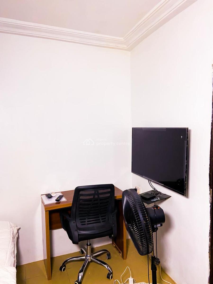 Self Contain Apartment, No. 5, Epe Close, Off Sokoto Street, Area 1, Garki, Abuja, Self Contain (single Rooms) Short Let