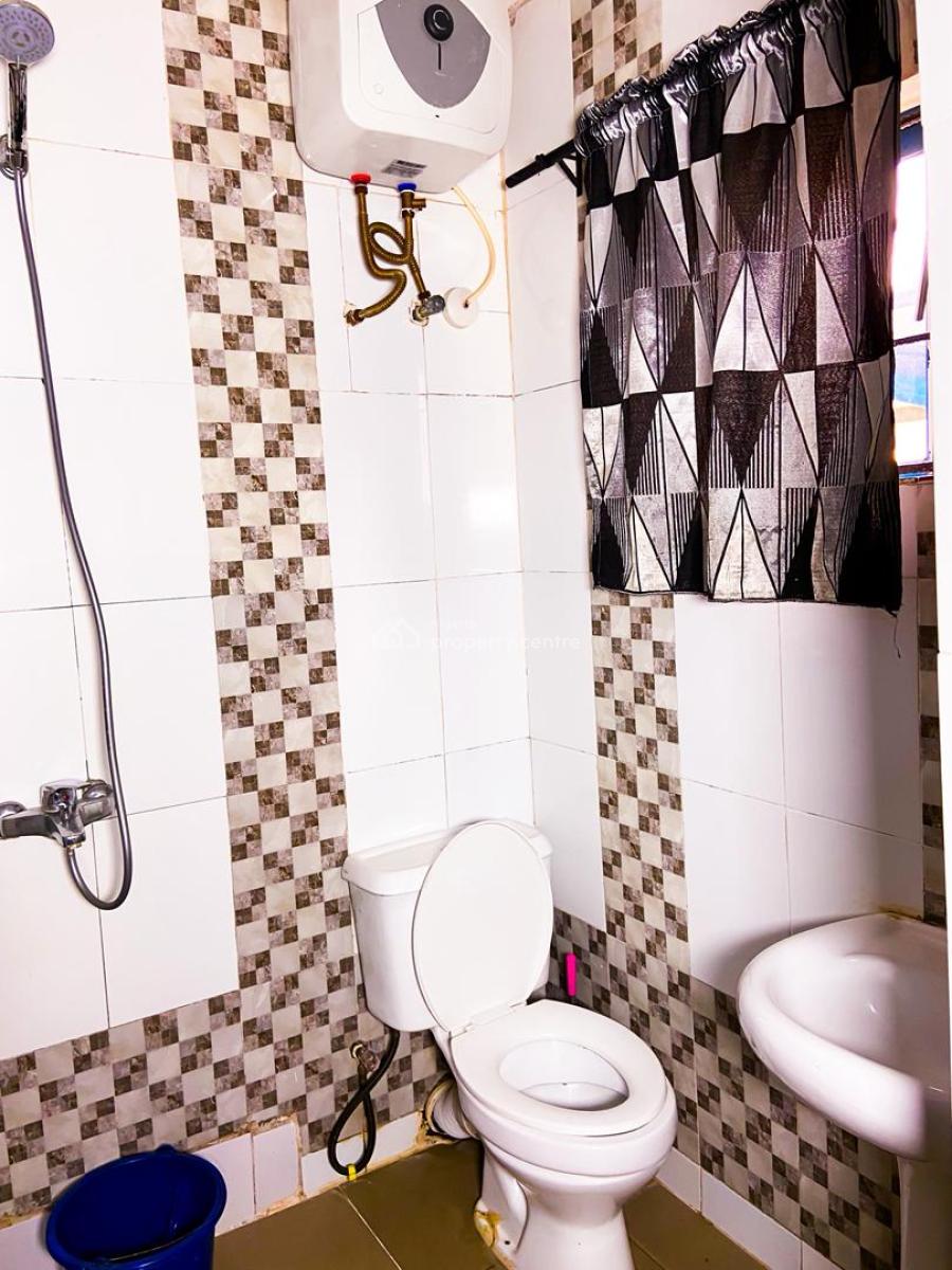 Self Contain Apartment (mofe), No. 5, Epe Close, Off Sokoto Street, Area 1, Garki, Abuja, Self Contain (single Rooms) Short Let
