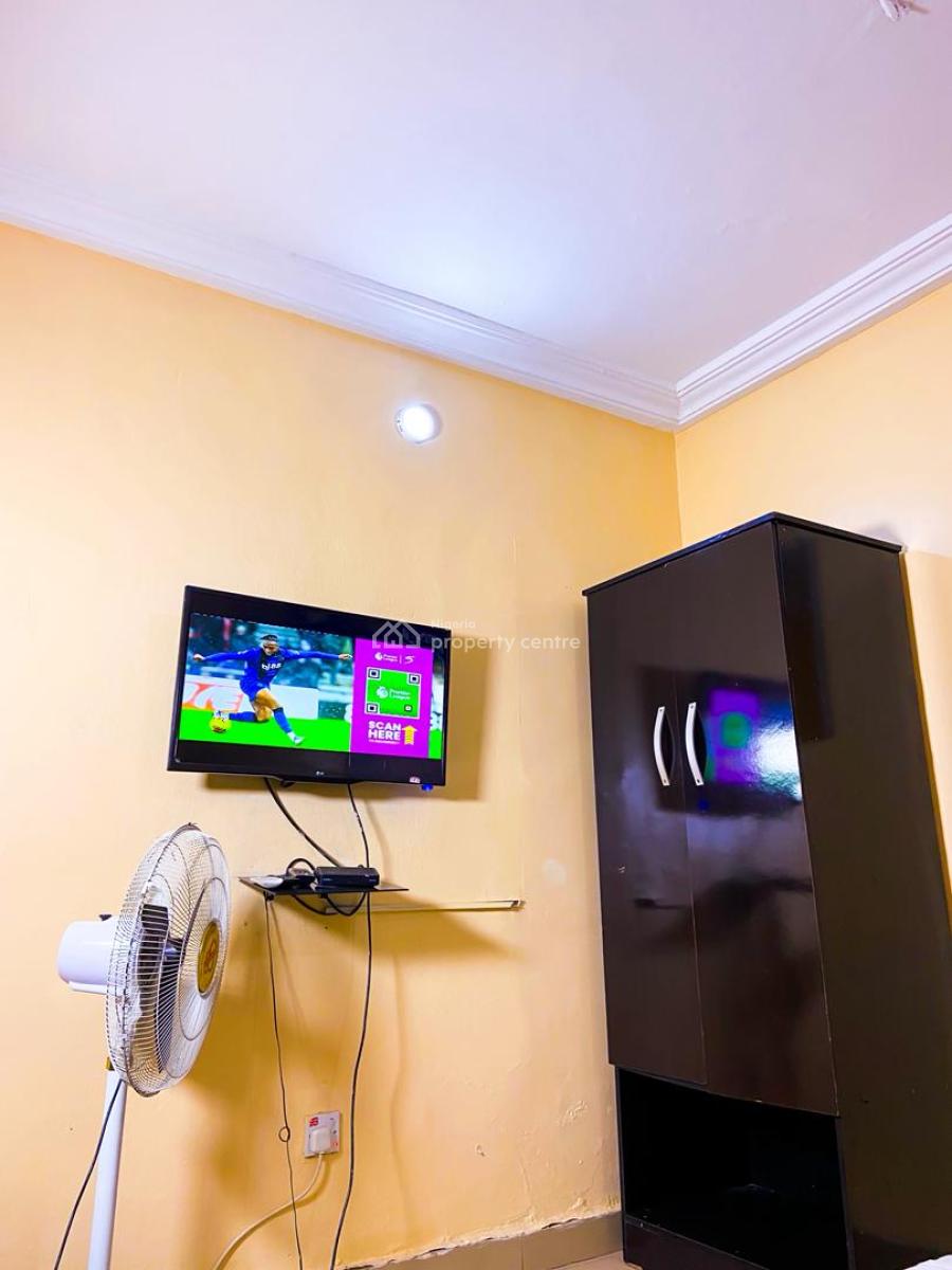 Self Contain Apartment (mofe), No. 5, Epe Close, Off Sokoto Street, Area 1, Garki, Abuja, Self Contain (single Rooms) Short Let