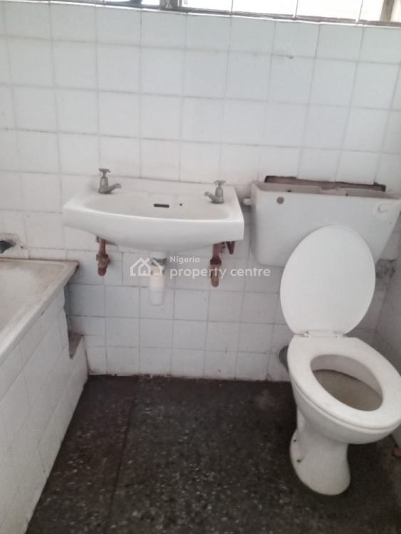 a Bedroom in a Flat, Awolowo, Old Bodija, Ibadan, Oyo, Self Contain (single Rooms) for Rent