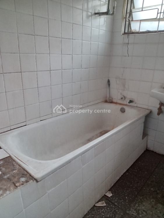 a Bedroom in a Flat, Awolowo, Old Bodija, Ibadan, Oyo, Self Contain (single Rooms) for Rent