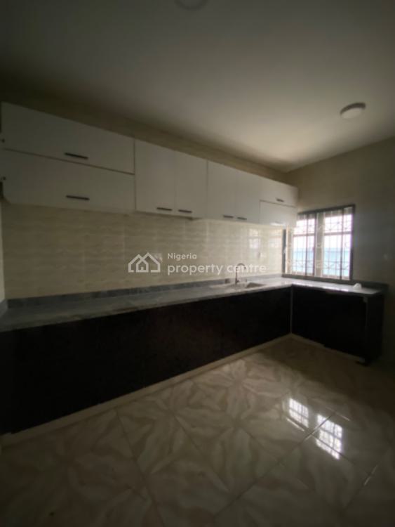 One Room and Sitting, Orchid Road, Lekki, Lagos, Mini Flat (room and Parlour) for Rent