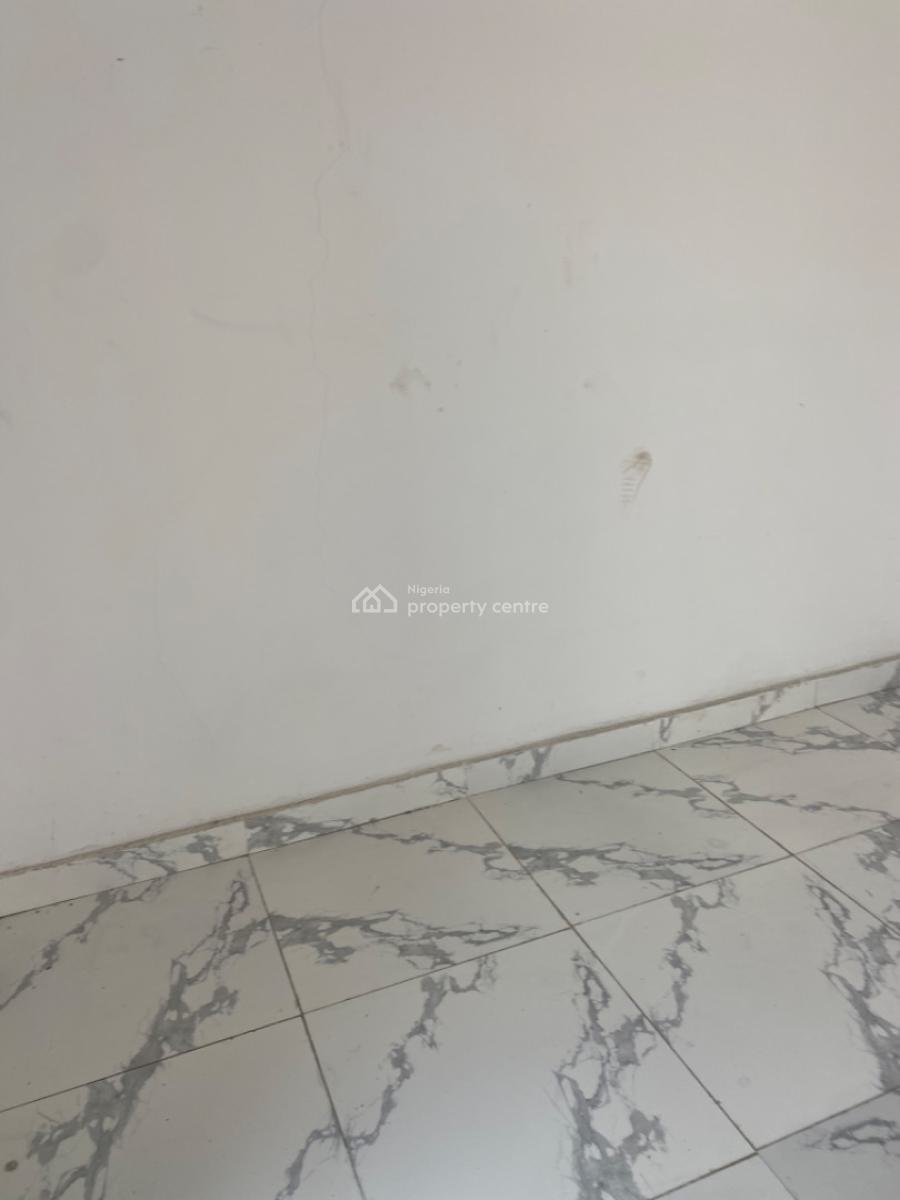 Luxuriously Spacious Shop with Excellent Finishing, 13a, Segun Street Abijo, Abijo, Lekki, Lagos, Shop for Rent