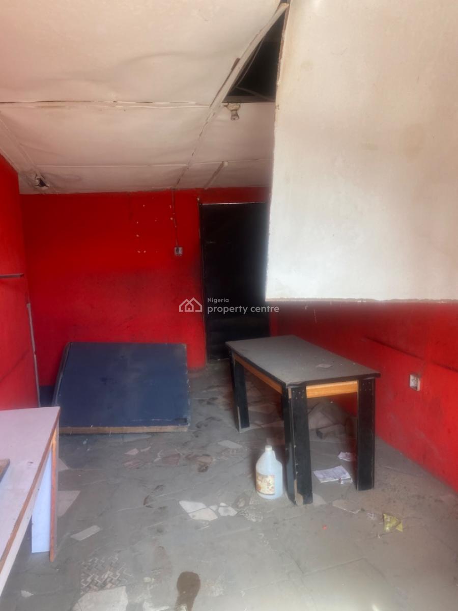 Luxuriously Spacious Shop with Excellent Finishing, 13a, Segun Street, Sangotedo, Ajah, Lagos, Shop for Rent