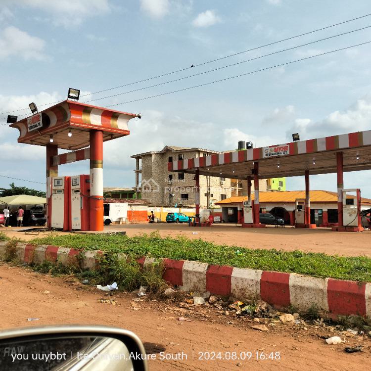 Filling Station, at  Road Block, Futa Junction, Akure, Ondo, Filling Station for Sale
