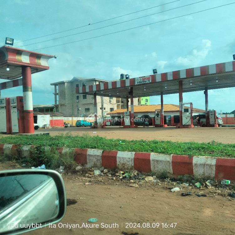 Filling Station, at  Road Block, Futa Junction, Akure, Ondo, Filling Station for Sale