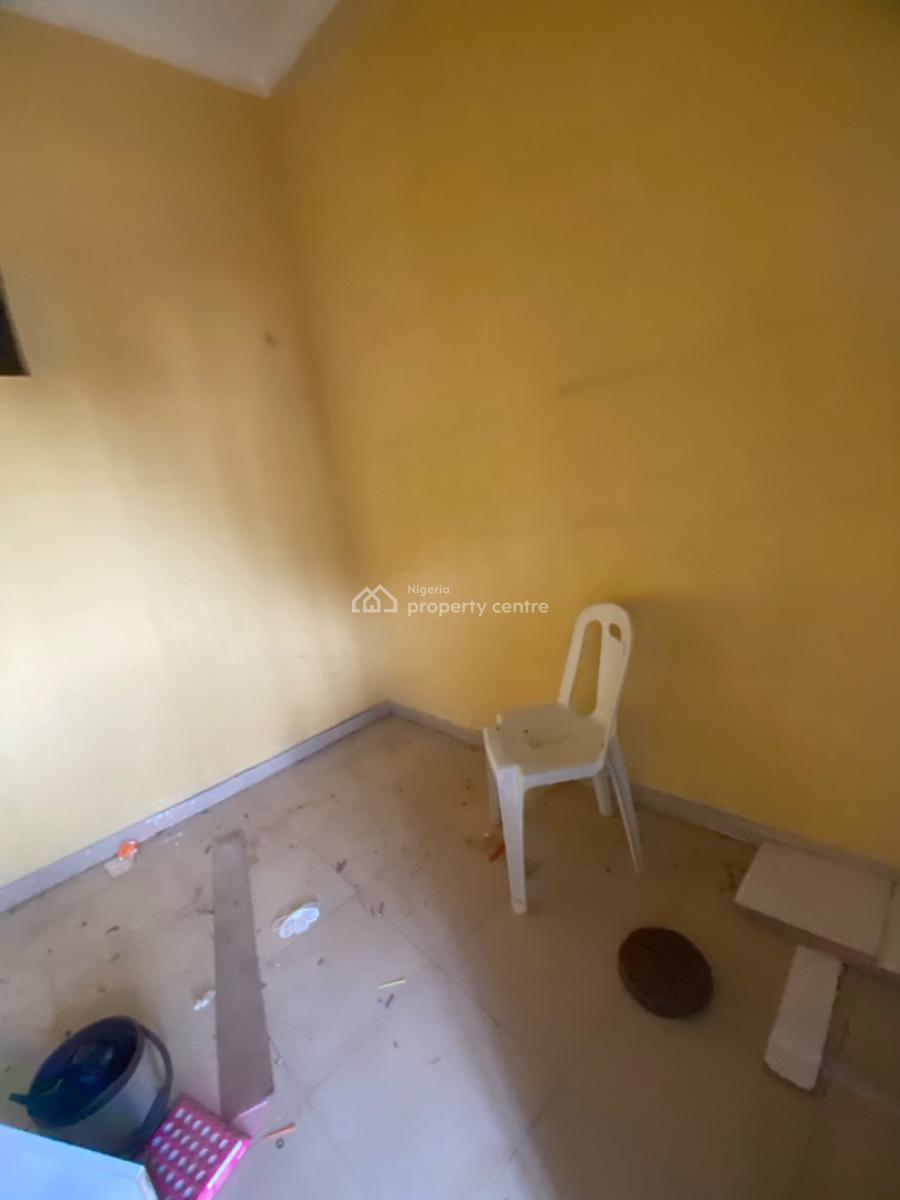 Luxuriously Spacious Shop, No. 1, Dusumu Street, Sangotedo, Ajah, Lagos, Shop for Rent