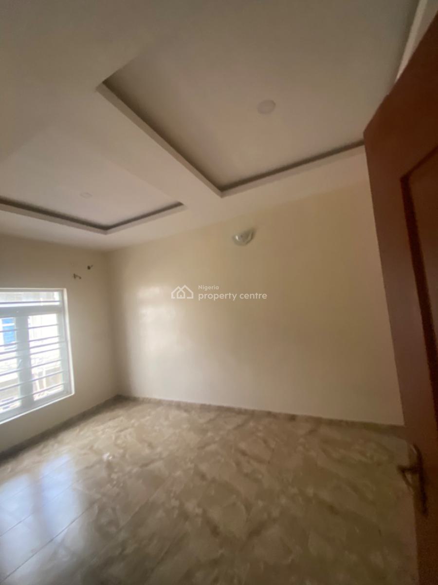 Luxuriously Spacious Standard 3bedroom  Flat with Excellent Finishing, No. 1, Dusumu Street Sangotedo, Sangotedo, Ajah, Lagos, House for Rent
