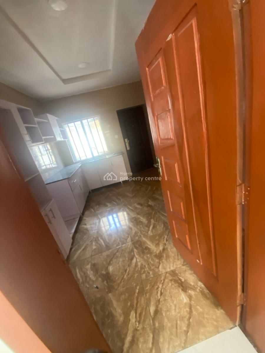 Luxuriously Spacious Standard 3bedroom  Flat with Excellent Finishing, No. 1, Dusumu Street Sangotedo, Sangotedo, Ajah, Lagos, House for Rent