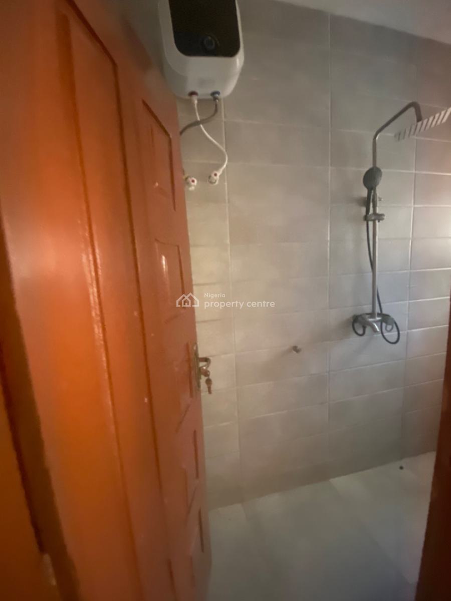 Luxuriously Spacious Standard 3bedroom  Flat with Excellent Finishing, No. 1, Dusumu Street Sangotedo, Sangotedo, Ajah, Lagos, House for Rent
