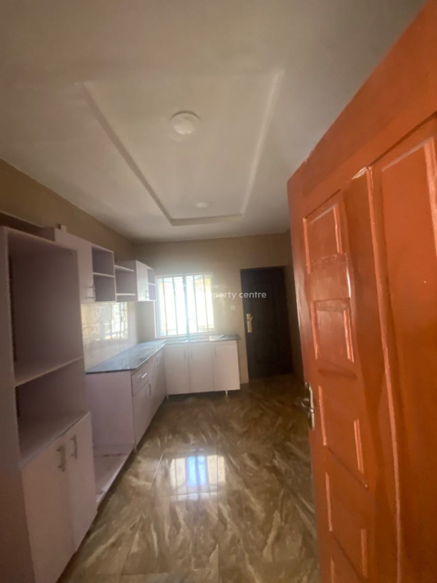 Luxuriously Spacious Standard 3bedroom  Flat with Excellent Finishing, No. 1, Dusumu Street Sangotedo, Sangotedo, Ajah, Lagos, House for Rent