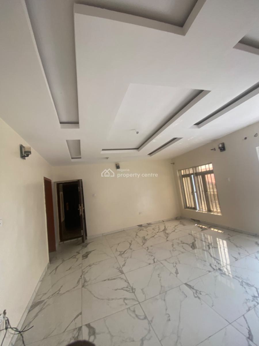 Luxuriously Spacious Standard 3bedroom  Flat with Excellent Finishing, No. 1, Dusumu Street Sangotedo, Sangotedo, Ajah, Lagos, House for Rent