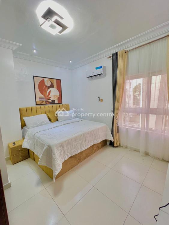 Luxury 2 Bedroom Apartment + Snooker, Ps5, Lekki Phase 1, Lekki, Lagos, Flat / Apartment Short Let