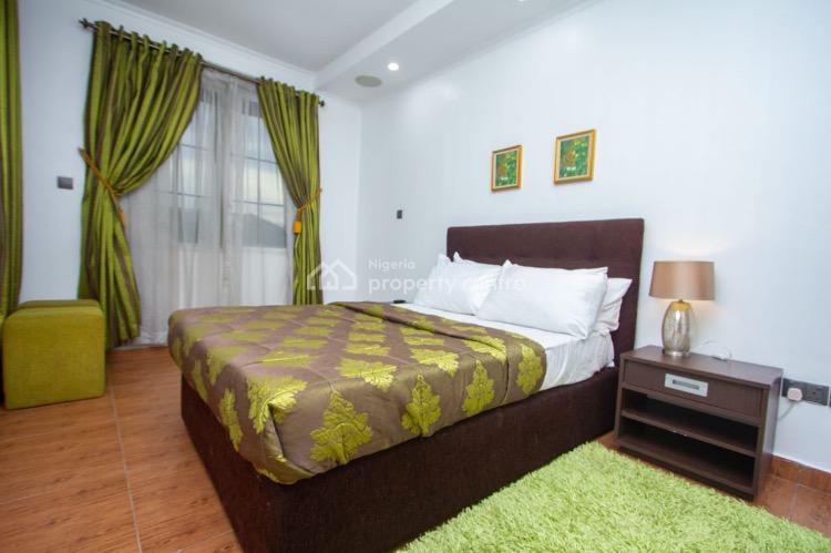 Luxury 3 Bedroom Maisonette + Gym, Pool, Off Admiralty, Lekki Phase 1, Lekki, Lagos, Flat / Apartment Short Let