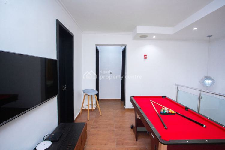 Luxury 4 Bedroom Maisonette + Gym, Pool, Off Admiralty, Lekki Phase 1, Lekki, Lagos, Flat / Apartment Short Let