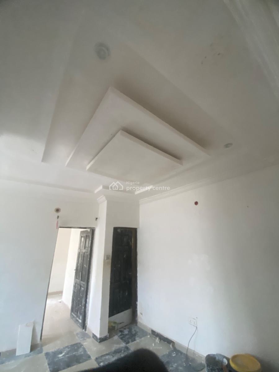 Luxuriously Spacious Mini Flat  Apartment with Excellent Finishing, No. 13, Akande Close, Sangotedo, Ajah, Lagos, Mini Flat (room and Parlour) for Rent