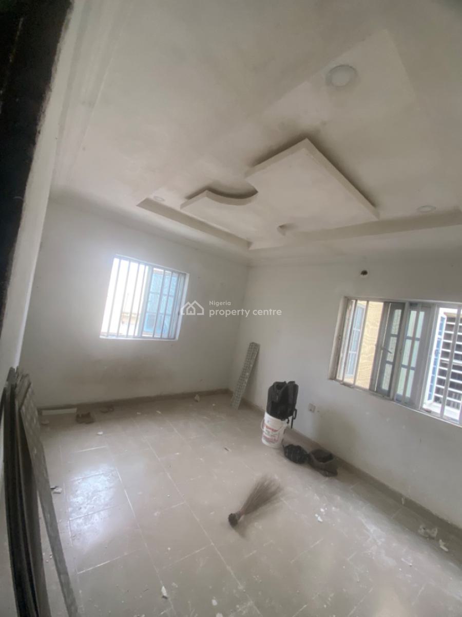 Luxuriously Spacious Mini Flat  Apartment with Excellent Finishing, No. 13, Akande Close, Sangotedo, Ajah, Lagos, Mini Flat (room and Parlour) for Rent