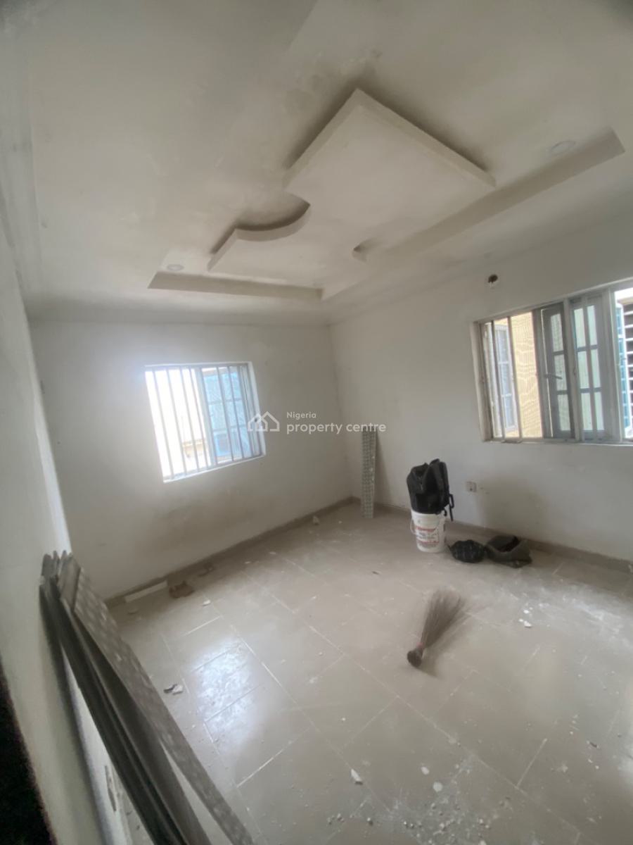 Luxuriously Spacious Mini Flat  Apartment with Excellent Finishing, No. 13, Akande Close, Sangotedo, Ajah, Lagos, Mini Flat (room and Parlour) for Rent
