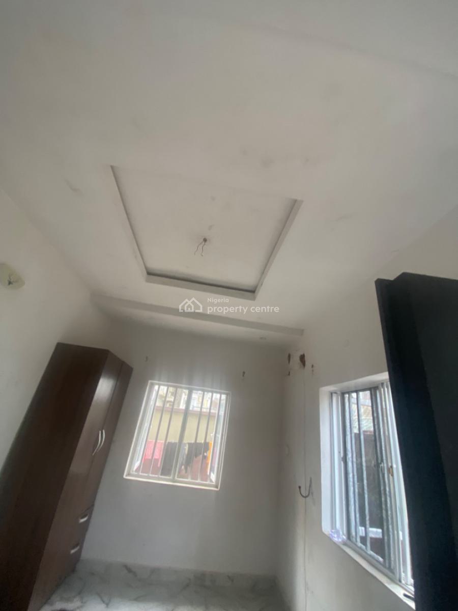 Luxuriously Spacious Self Contain  Apartment with Excellent Finishing, No. 13, Akande Close, Sangotedo, Ajah, Lagos, Self Contain (single Rooms) for Rent