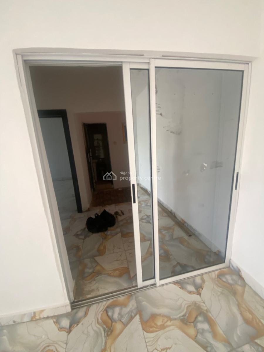 Luxuriously Spacious Bran Mini Flat Apartment with Excellent Finishing, No. 13, Akande Close, Sangotedo, Ajah, Lagos, Mini Flat (room and Parlour) for Rent