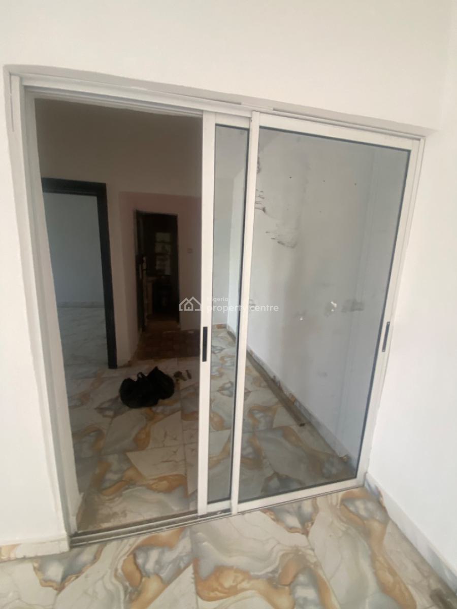 Luxuriously Spacious Bran Mini Flat Apartment with Excellent Finishing, No. 13, Akande Close, Sangotedo, Ajah, Lagos, Mini Flat (room and Parlour) for Rent