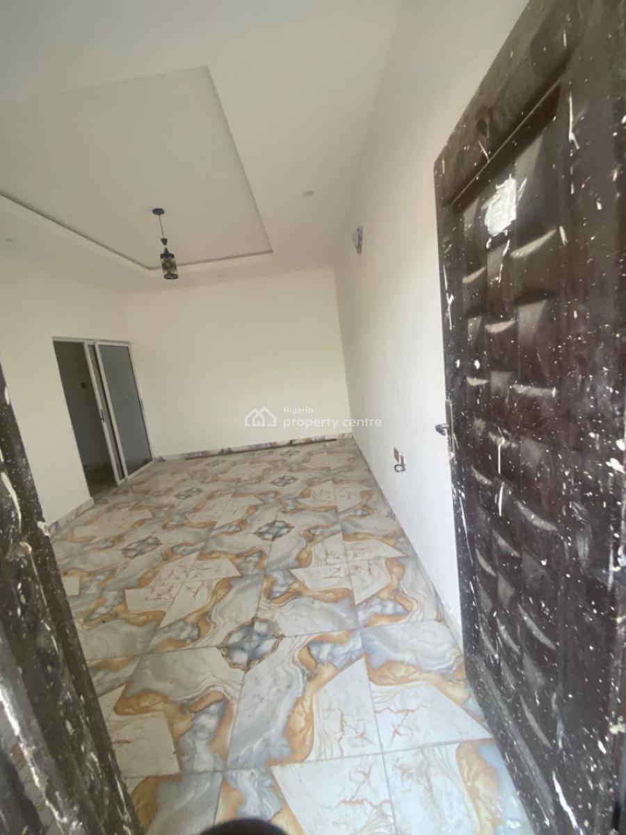 Luxuriously Spacious Bran Mini Flat Apartment with Excellent Finishing, No. 13, Akande Close, Sangotedo, Ajah, Lagos, Mini Flat (room and Parlour) for Rent