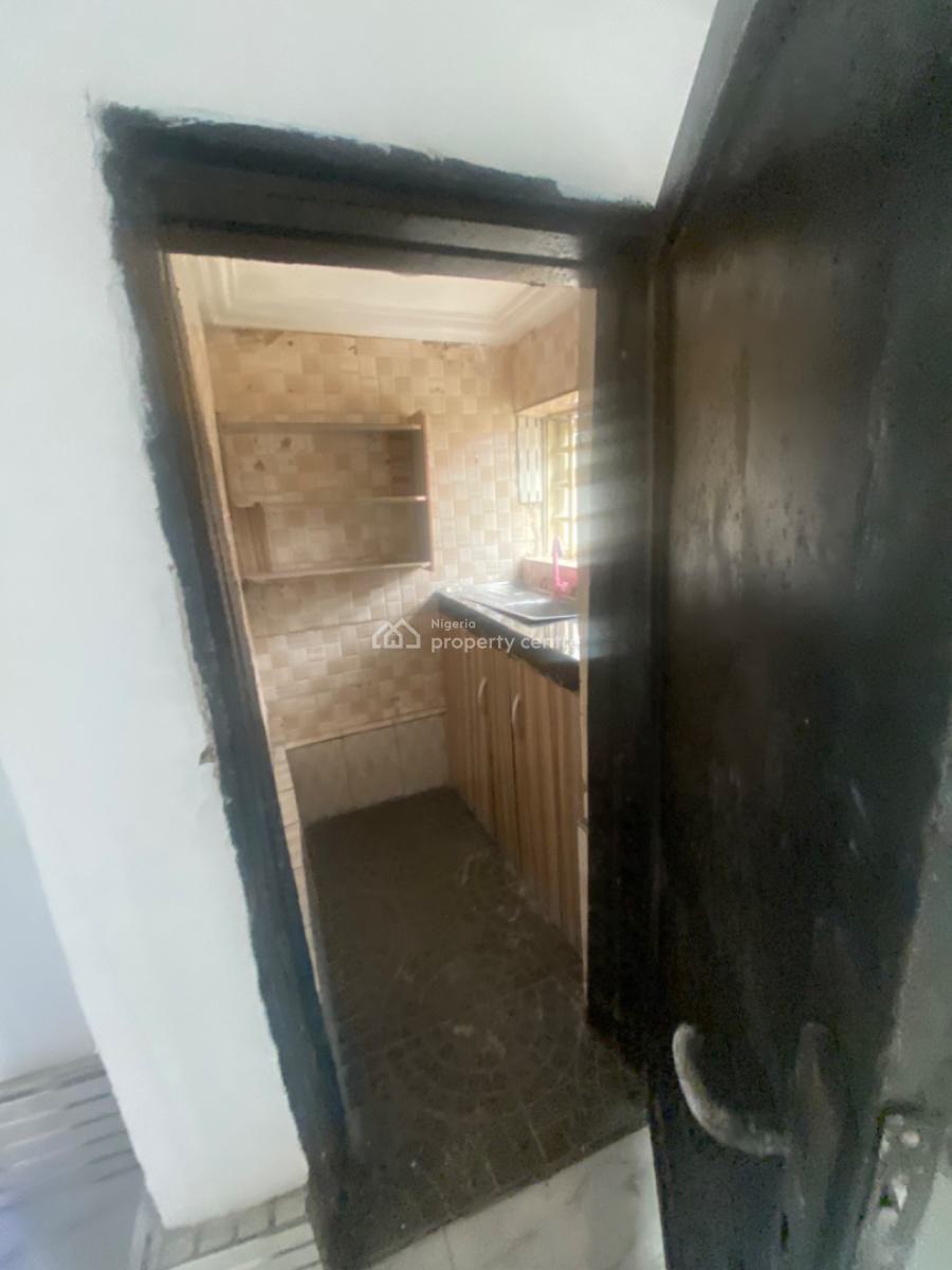 Luxuriously Spacious Bran Mini Flat Apartment with Excellent Finishing, No. 13, Akande Close, Sangotedo, Ajah, Lagos, Mini Flat (room and Parlour) for Rent