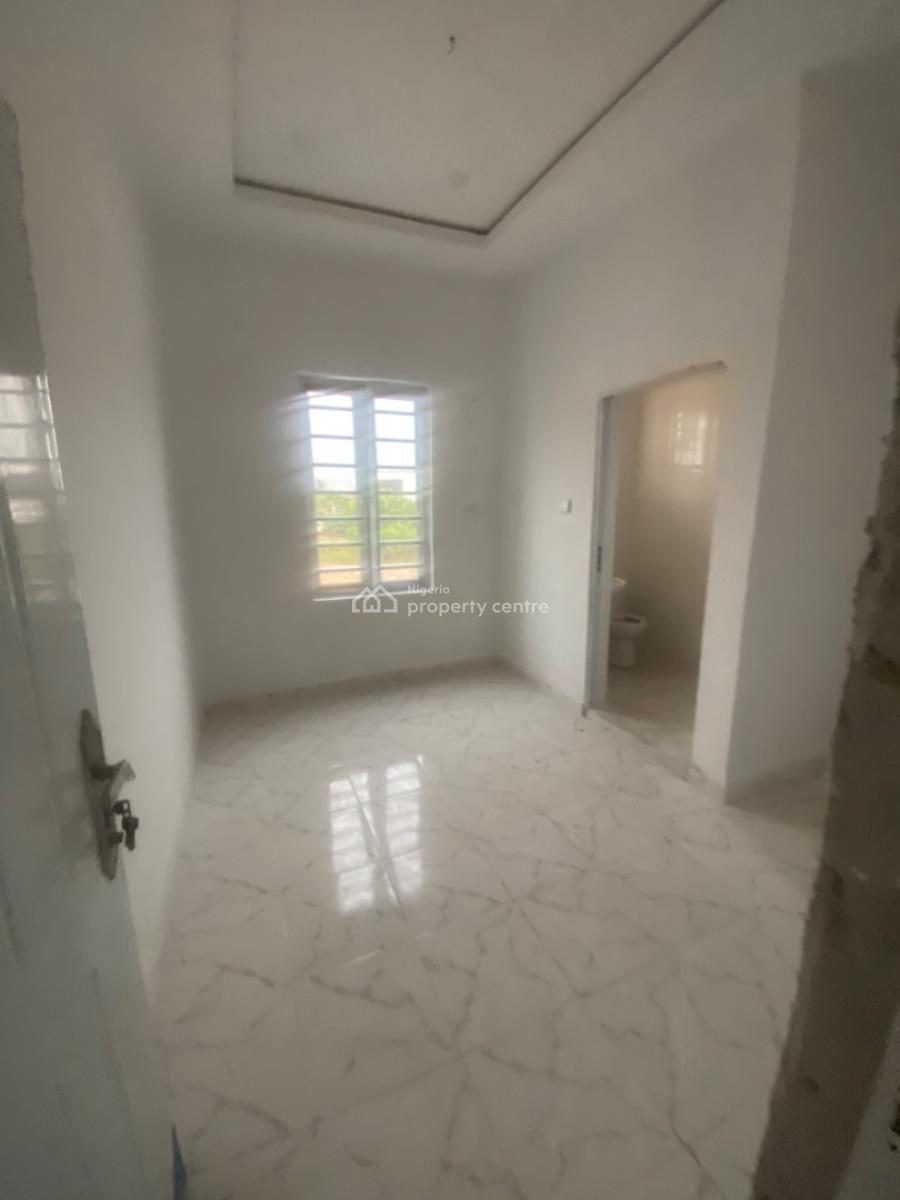 Luxuriously Spacious Sharp 2bedroom Flat, No. 13, Akande Close Sangotedo, Sangotedo, Ajah, Lagos, House for Rent