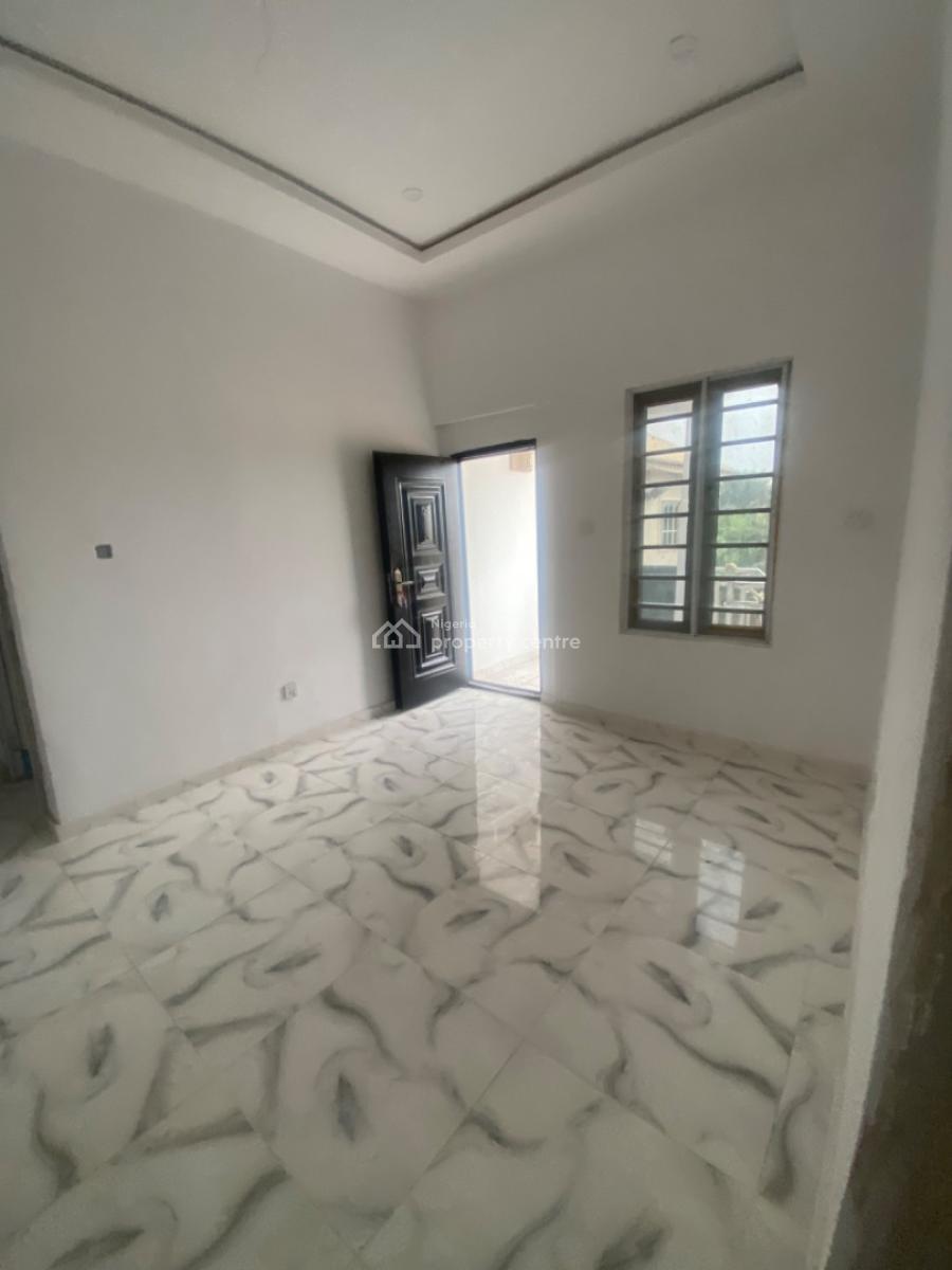 Luxuriously Spacious Sharp 2bedroom Flat, No. 13, Akande Close Sangotedo, Sangotedo, Ajah, Lagos, House for Rent