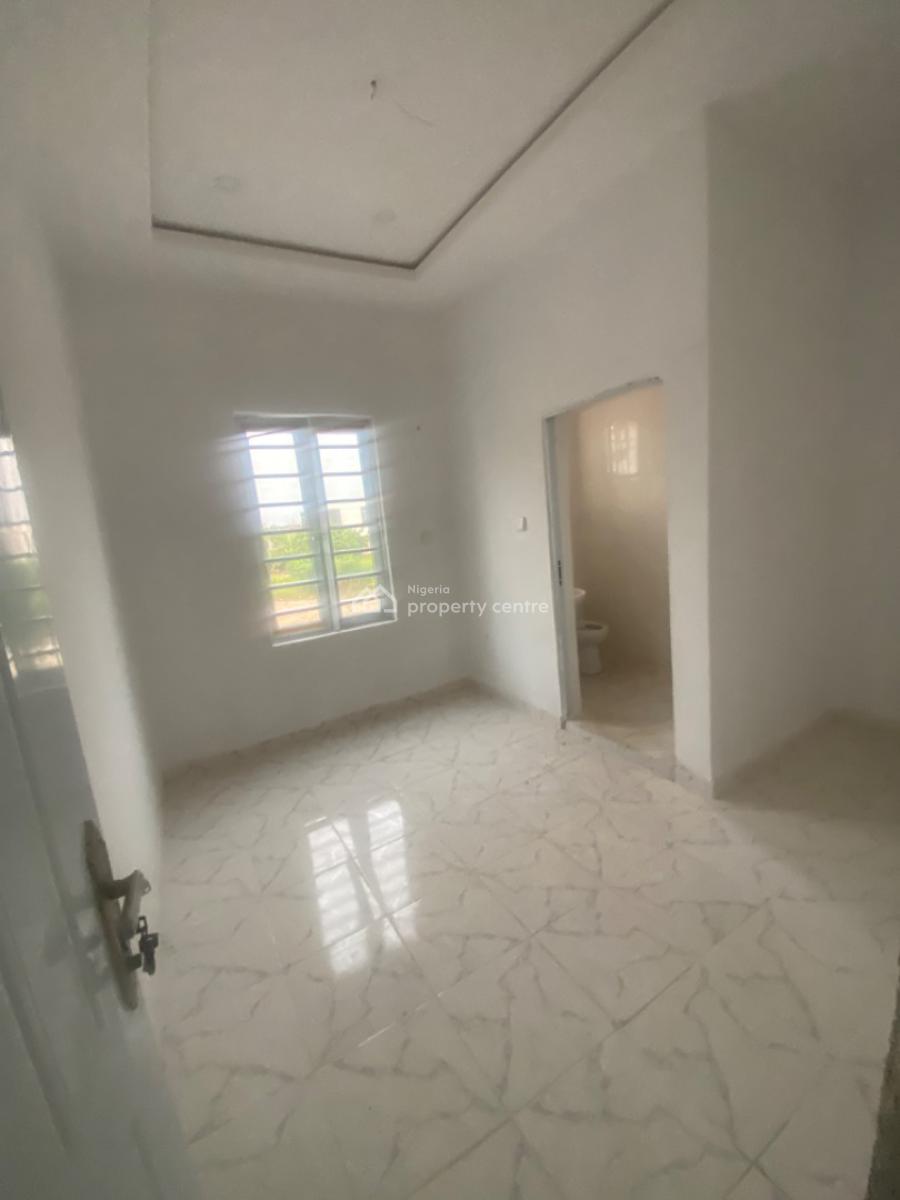 Luxuriously Spacious Sharp 2bedroom Flat, No. 13, Akande Close Sangotedo, Sangotedo, Ajah, Lagos, House for Rent