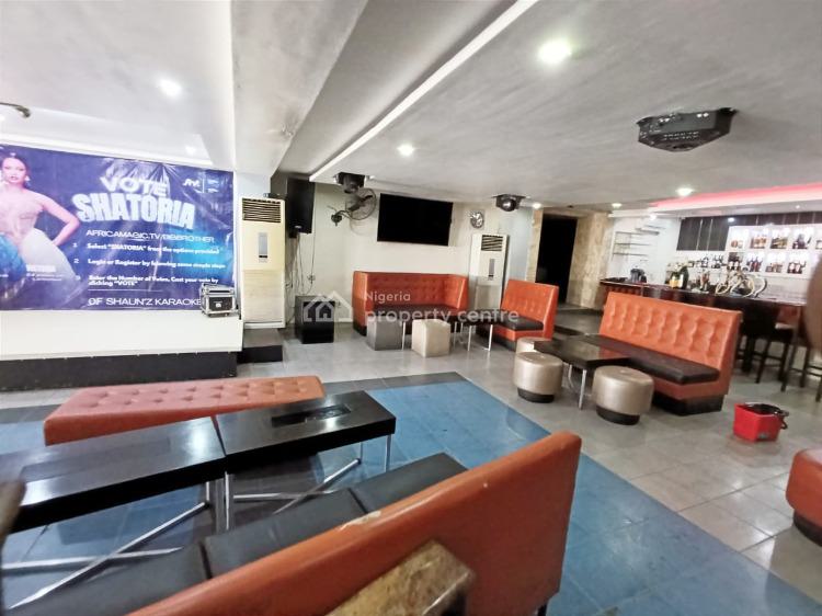 250sqm Shop Space  in a Strategic Place, Victoria Island (vi), Lagos, Commercial Property for Rent