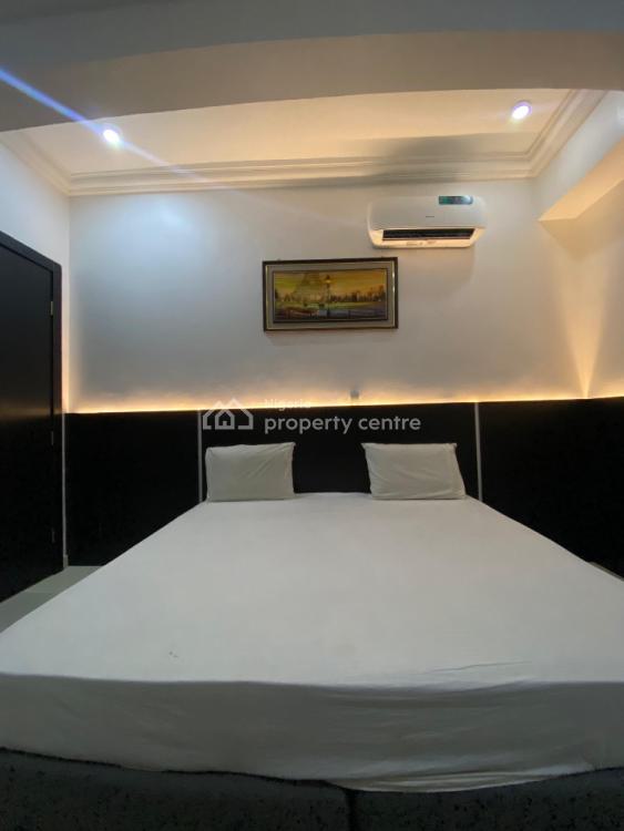 Cossy, Luxury Beautiful 2 Bedrooms Apartment, No 19, Ayo Adeleye Street, Salem, Ikate, Lekki, Lagos, Flat / Apartment Short Let