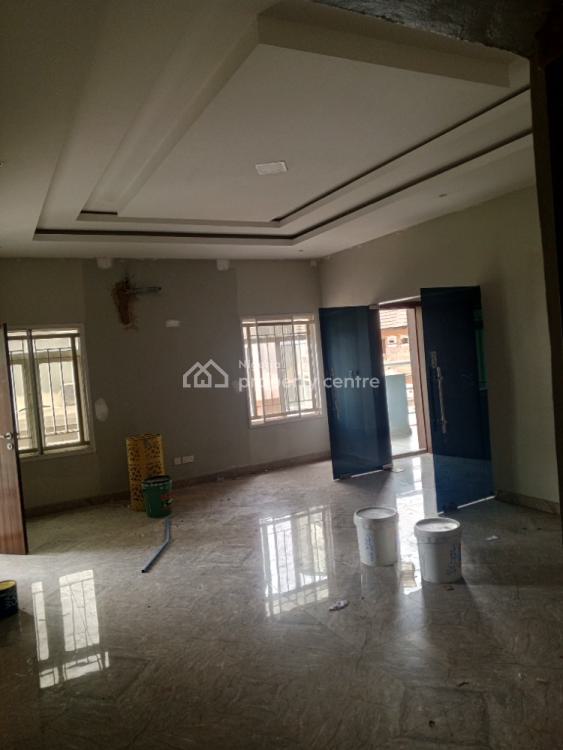 Well Maintained 3 Bedrooms Flat, Mendez/arowojobo Estate, Maryland, Lagos, Flat / Apartment for Rent