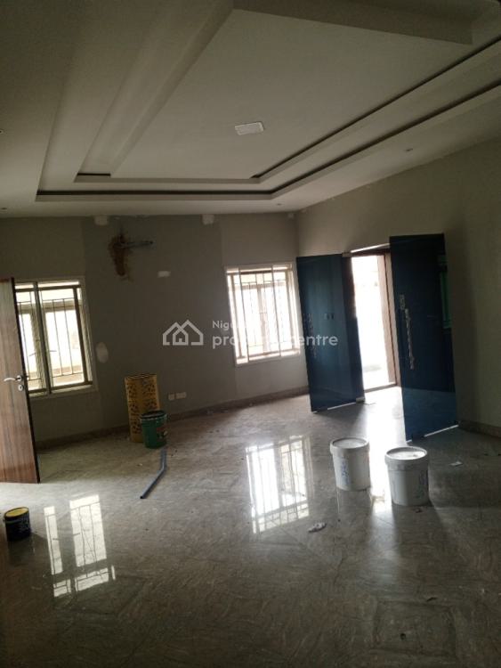 Well Maintained 3 Bedrooms Flat, Mendez/arowojobo Estate, Maryland, Lagos, Flat / Apartment for Rent