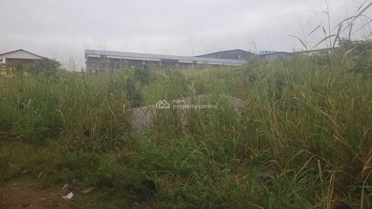 200 Acres of Large Expanse of Land, After Interchange, Sagamu, Ogun, Mixed-use Land for Sale